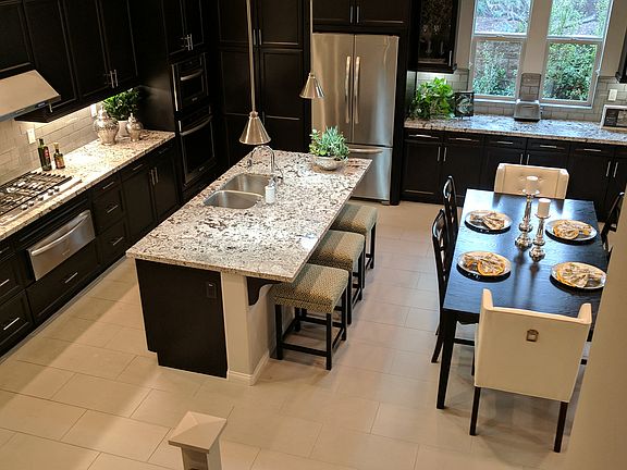3rd image of 15888 Babcock St