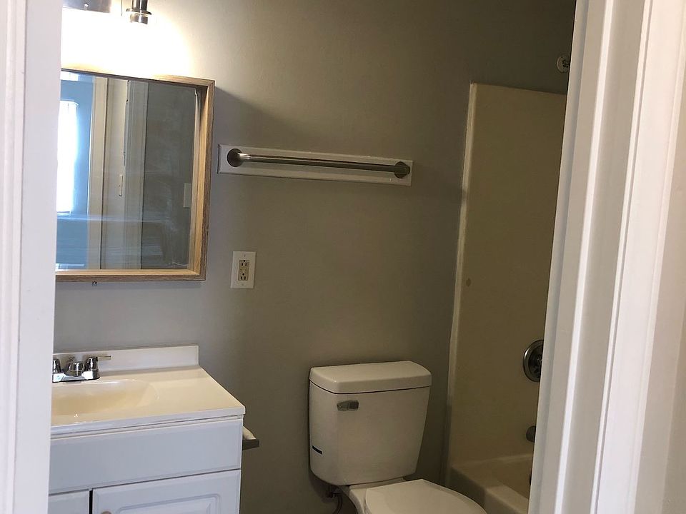 4005 McIntosh St APT E, Greensboro, NC 27407 Zillow