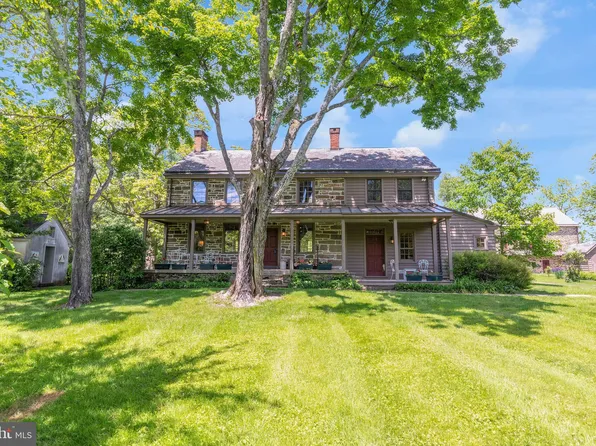 82 Tory Rd, Pipersville, PA 18947