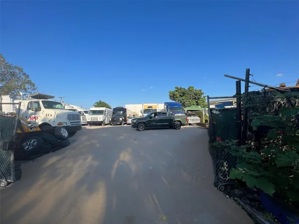 16951 NW 4th Avenue, North Miami Beach, FL 33169