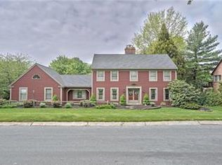 1836 Maplewood Ln, Allentown, PA