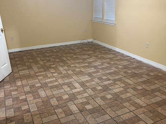 3rd image of 3035 Oneal Ln
