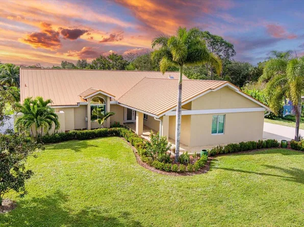 2232 SE Flanders Road, Port St Lucie, FL 34952