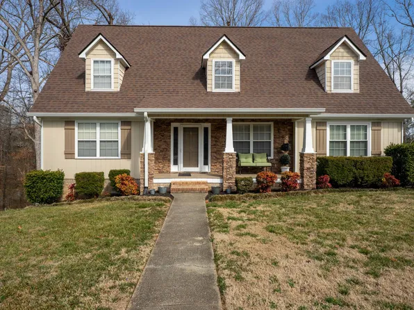 431 Golden Oaks Dr, Hixson, TN 37343