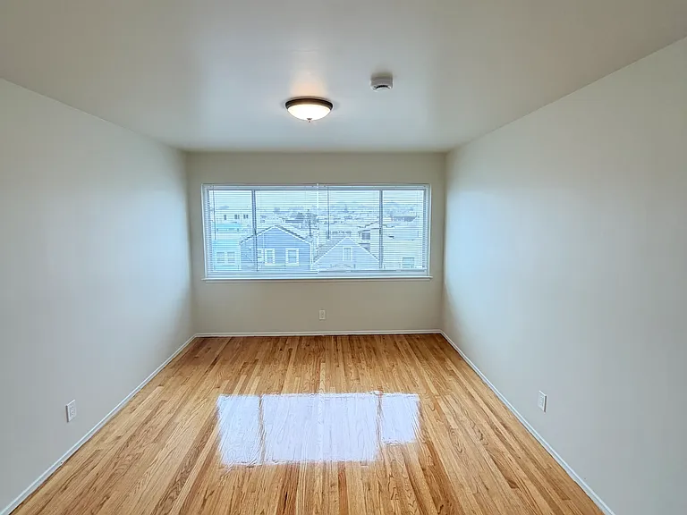 560 26th Ave #22 — Photo 1