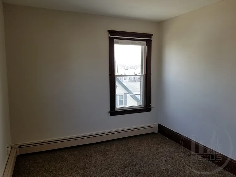  59 Sweet Ave 2ndFlr 2B/1B Spacious Hardwoods FreshPaint PetOK Laundry — Photo 14