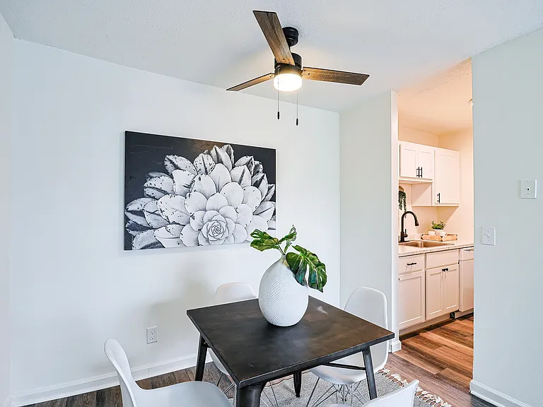 Arborstone Apartments — Photo 7
