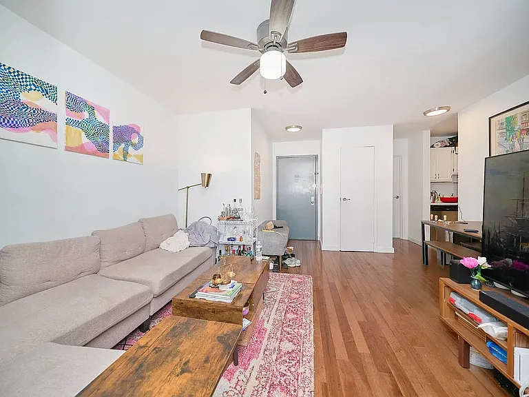 494 9th Ave #2A — Photo 9