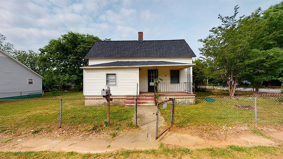 1st image of 30 5th Ave #30