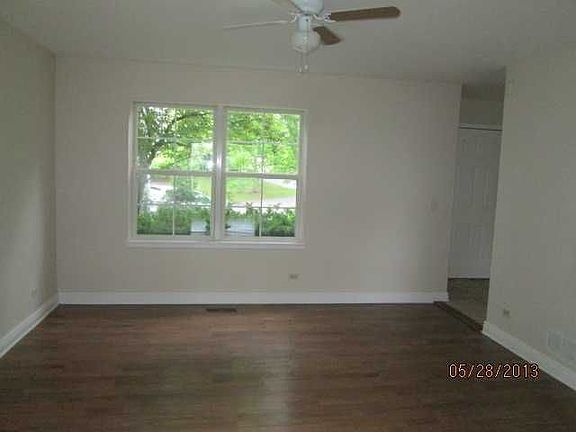 3rd image of 192 N Crooked Lake Ln