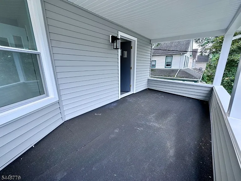 441 W Broad St — Photo 5