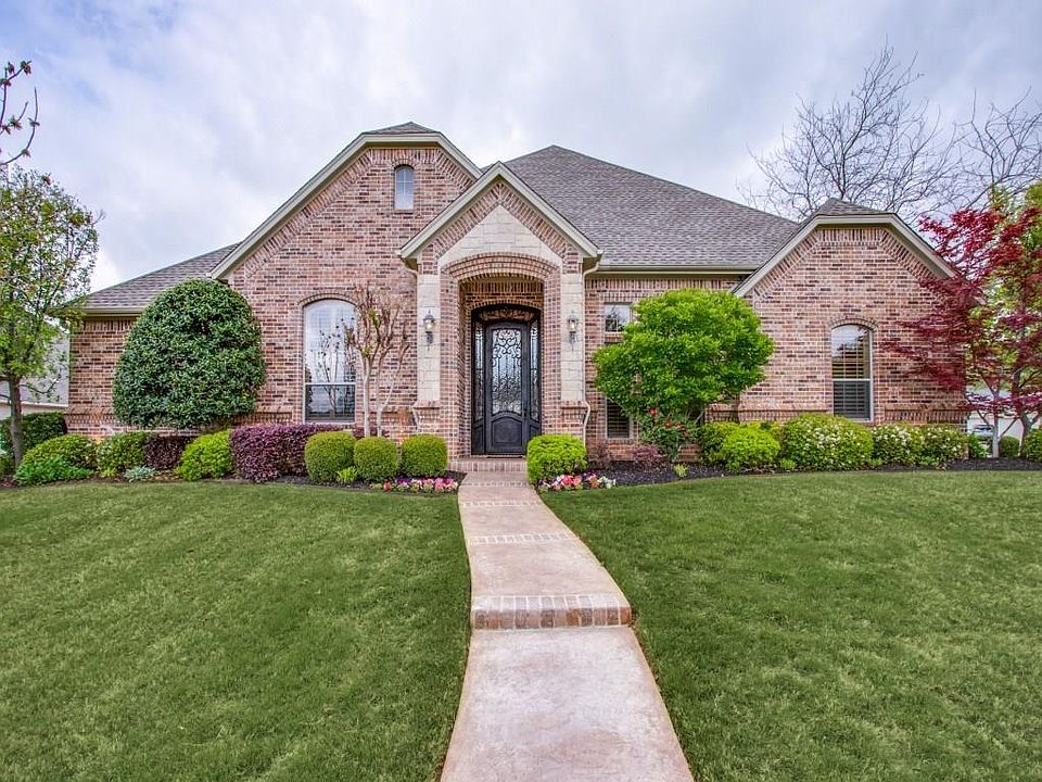 1st image of 8213 Thornwood Dr