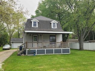 442 E McArthur St, Corunna, MI 48817