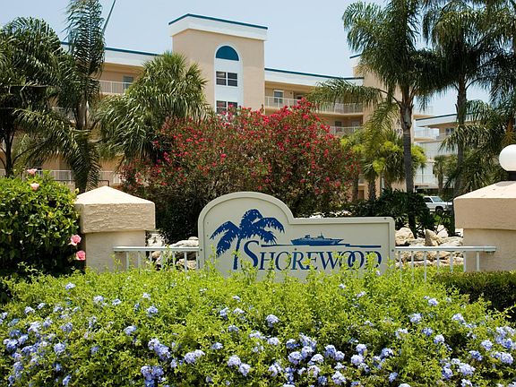 2nd image of 602 Shorewood Dr Unit 502