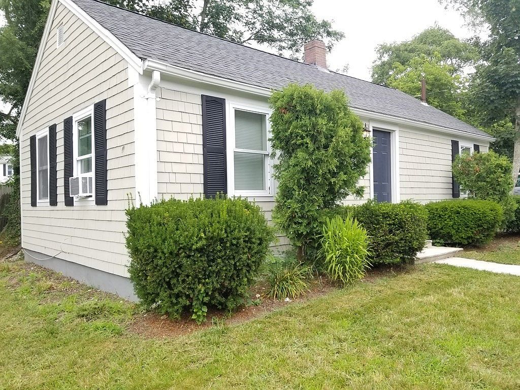 54 Oak Neck Rd, Hyannis, MA 02601 MLS 73137451 Zillow
