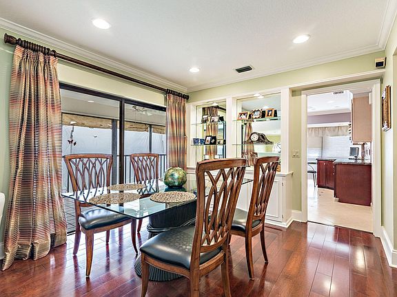 3rd image of 3881 Back Bay Dr APT 218