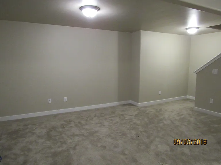 12768 S Ashington Ln — Photo 19