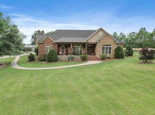 105 Ridge Dr, Headland, AL 36345