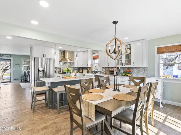 45 7th Bayway, Toms River, NJ 08753