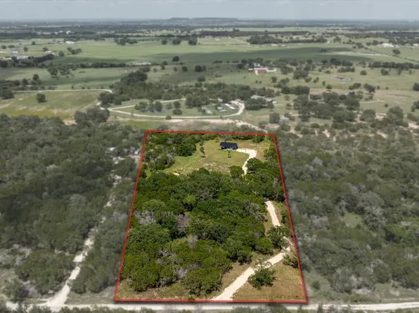 800 Red Tail Ct, Tolar, TX 76476