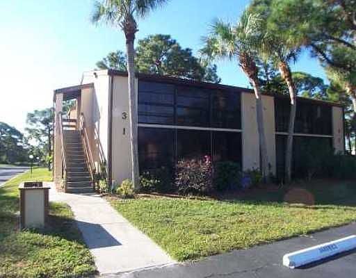 2nd image of 19 Quails Run Blvd #19201