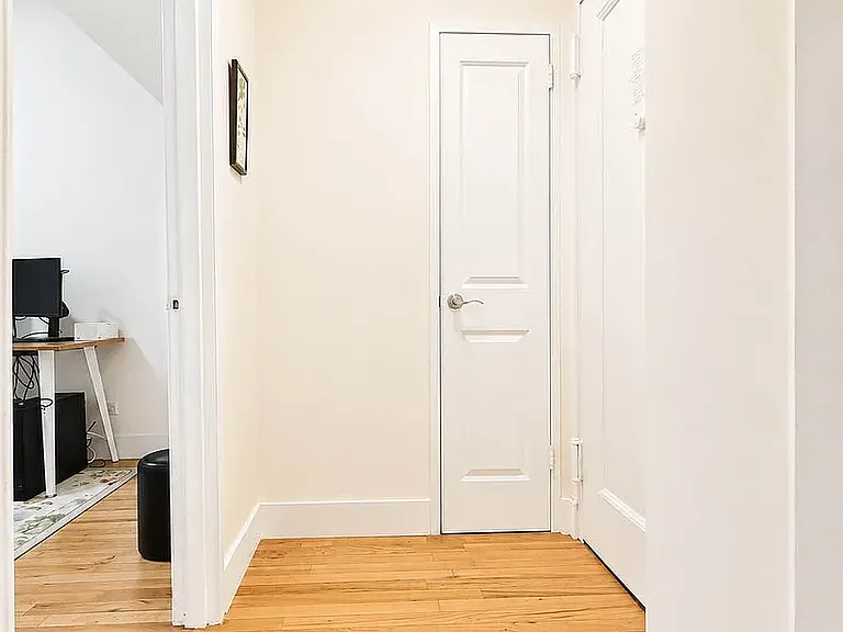 8 W 75th St #4A — Photo 4