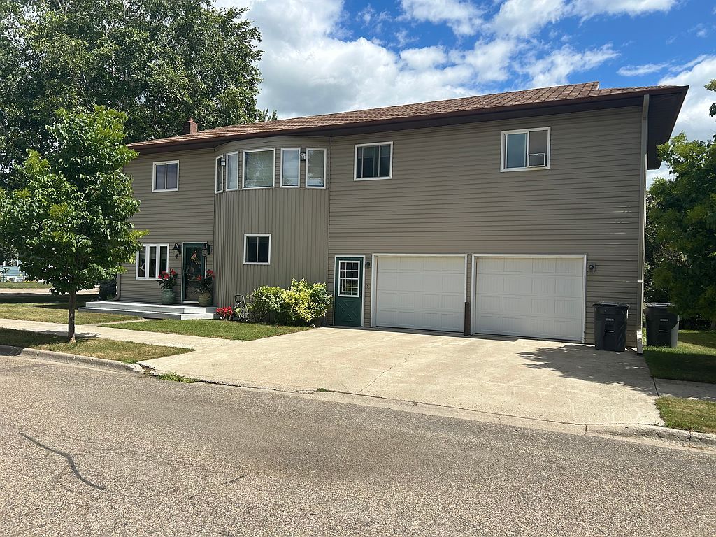 1003 6th Ave - Property Image