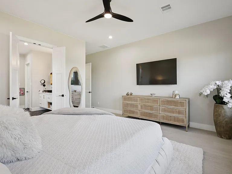 15108 General Williamson Dr — Photo 24