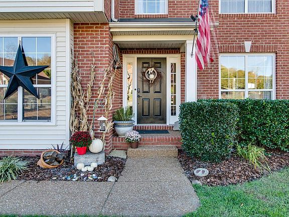 2nd image of 7836 Farmington Pl