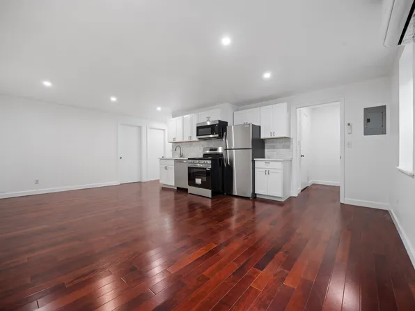 50 S 6th St APT 1, Brooklyn, NY 11249