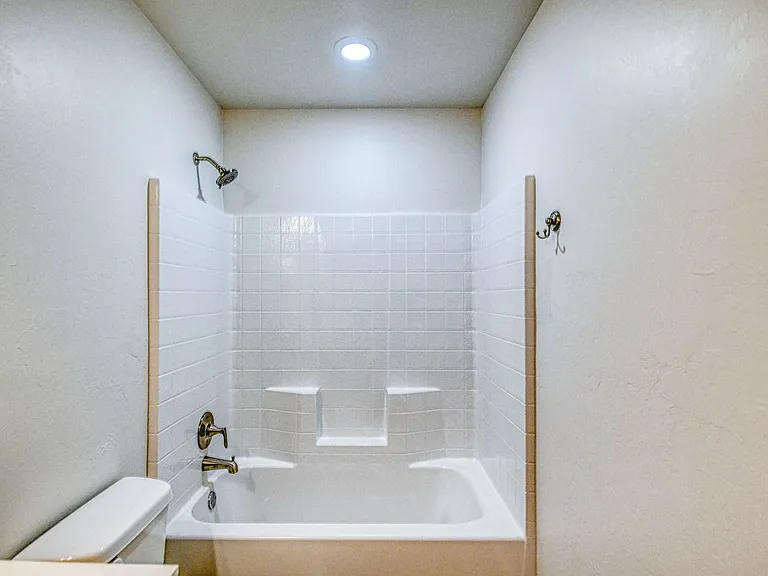 2723 Varenna Ct — Photo 16