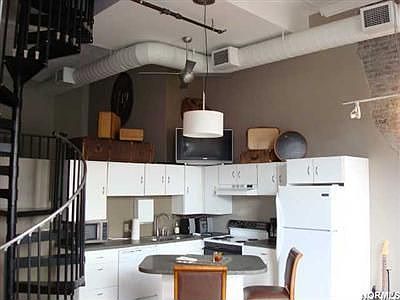 4th image of 408 W Saint Clair Ave APT 426