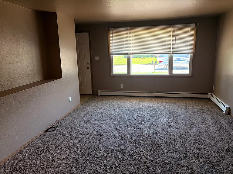 2074 Marlee Ln #2074 — Photo 3