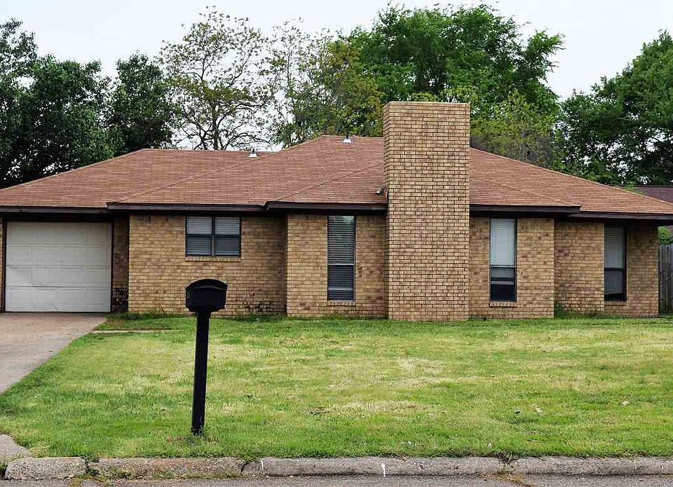 1st image of 4803 Bradley St