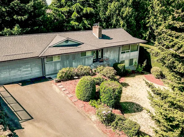 425 SW 183rd Street, Normandy Park, WA 98166