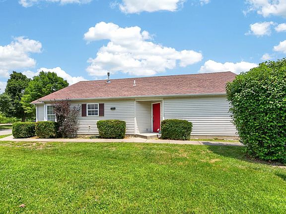 4th image of 7724 Hillsdowne Cir