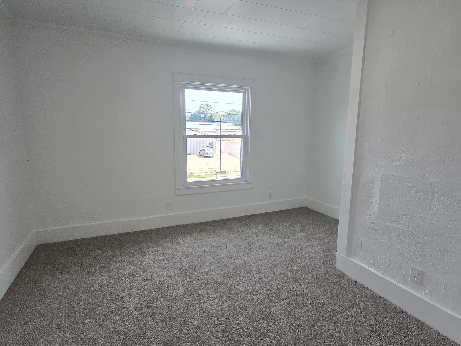 2 bed, 900 sqft, $1,100 — Photo 4