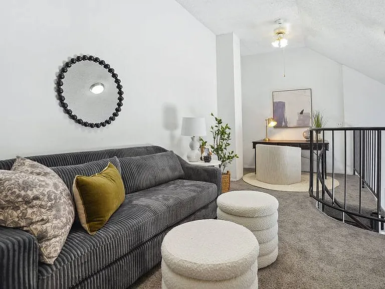 Layton Meadows Apartments — Photo 31