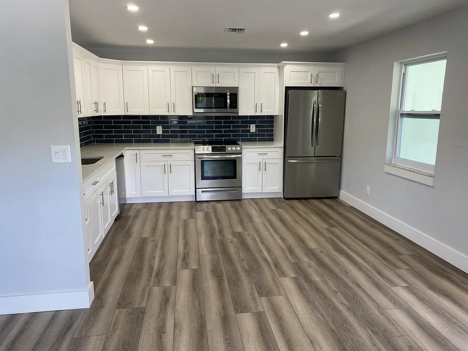 RH 1751-B - 1 — Photo 4