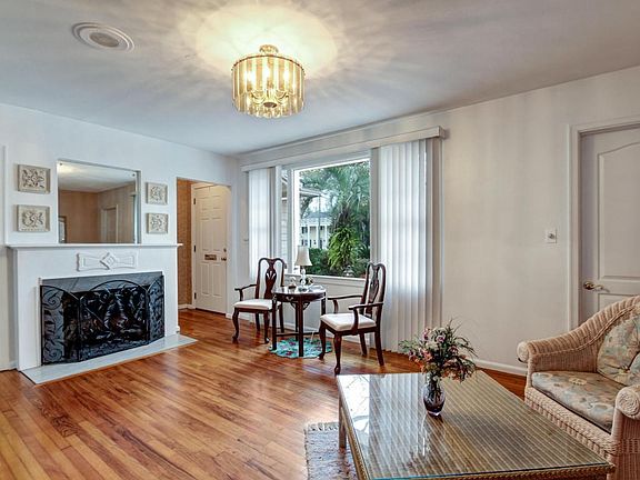 Light And Bight Living Room