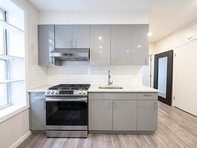 128 E 93rd St #1A — Photo 13