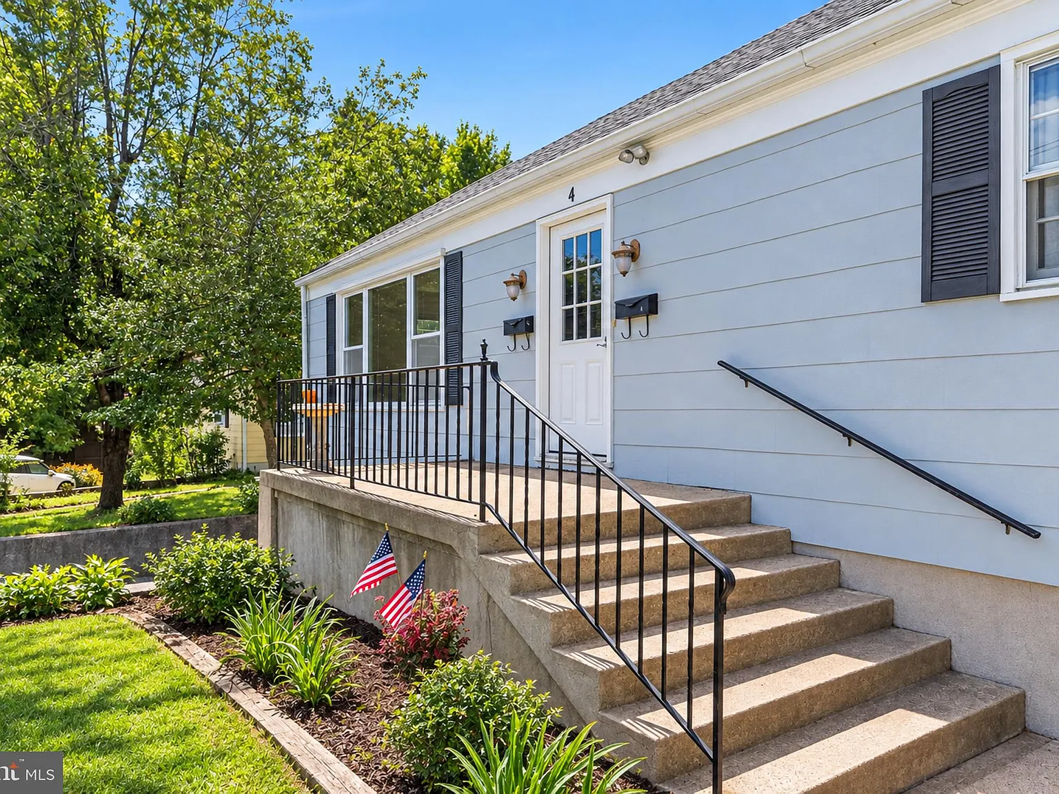 4 Pierson Pl — Photo 3