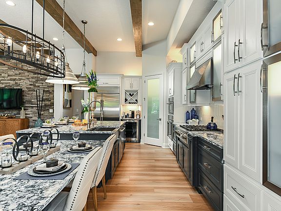 Gourmet Kitchen Key West II at Creek Ridge Preserve