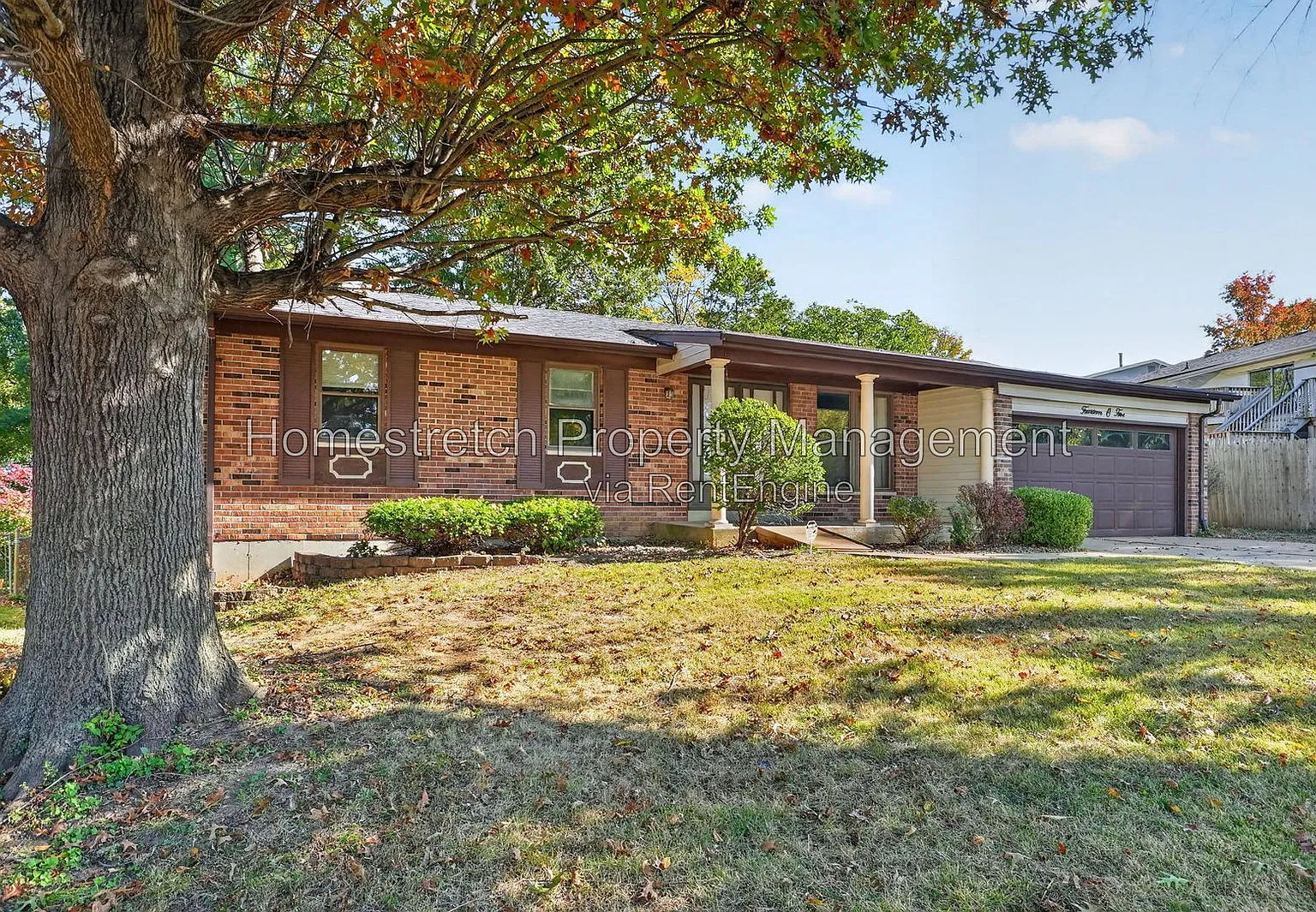 3 bed, 2.0 bath, 1190 sqft, $1,899 — Photo 3