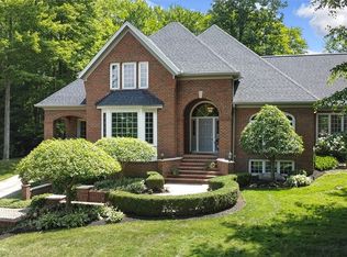 35703 Quartermane Cir, Solon, OH