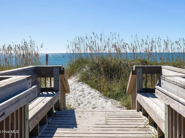 102 Fairfax Road, Emerald Isle, NC 28594