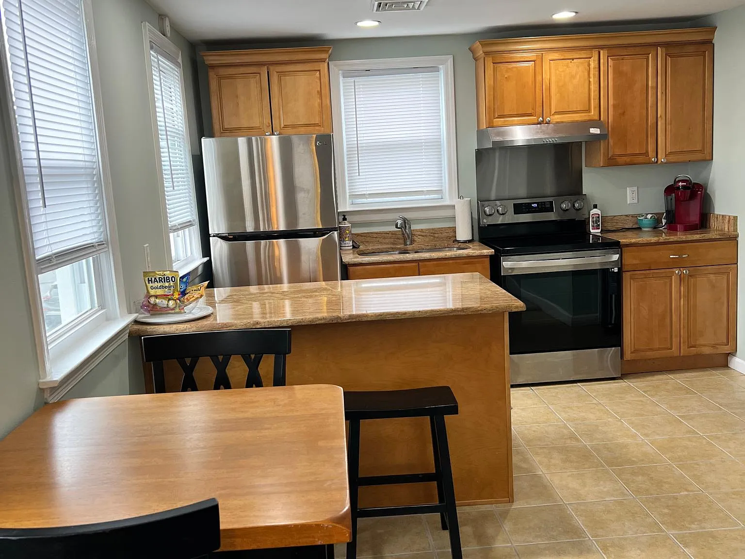 2 bed, $1,350 — Photo 3