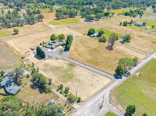 22273 Lancelot Ln, Palo Cedro, CA 96073