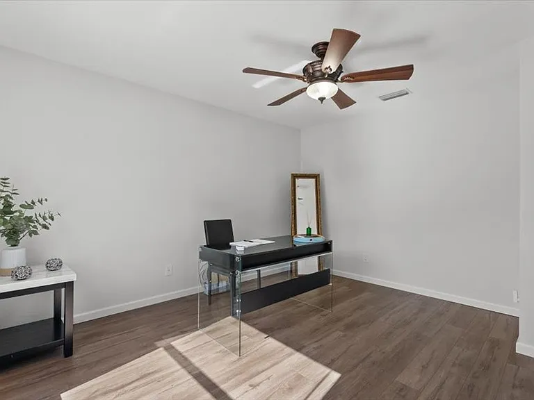 3561 Shawn St — Photo 4