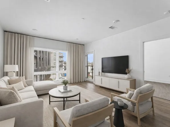 2704 Clifton Ave APT 201, Nashville, TN 37208